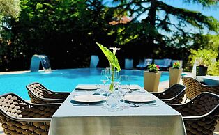 Hotel Arupinum