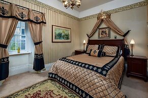 The Noble Suites