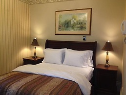 The Noble Suites