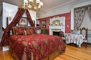 The Noble Suites