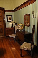 The Noble Suites