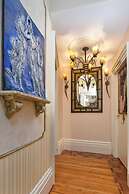 The Noble Suites
