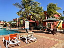 Del Rey Apartments