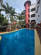 Hotel y Suites Los Encantos