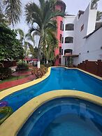 Hotel y Suites Los Encantos