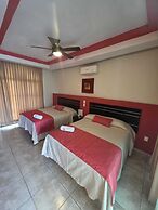 Hotel y Suites Los Encantos