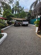 Hotel y Suites Los Encantos