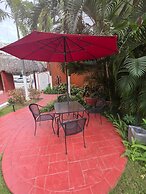 Hotel y Suites Los Encantos