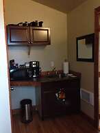 Alberni Inn