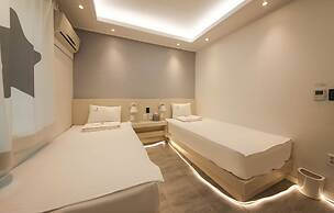 Backpackers in Yeosu - Hostel