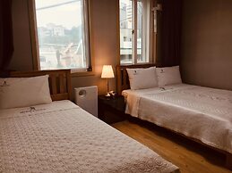 Backpackers in Yeosu - Hostel