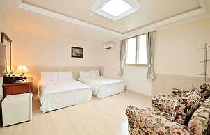 Chambord Hotel