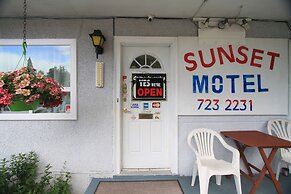 Sunset Motel