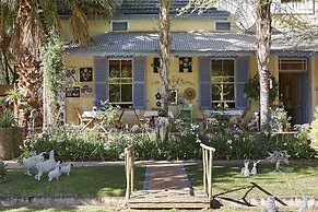 Yellow Aloe Guesthouse