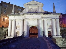 Antica Dimora B&B in Historic Residence