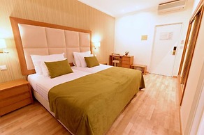 Baía Beach Hotel