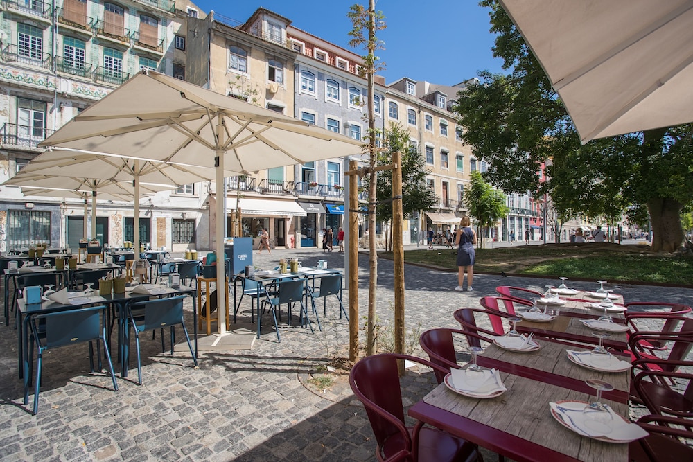 Emporium Lisbon Suites
