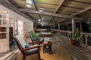Nomad Beach Resort