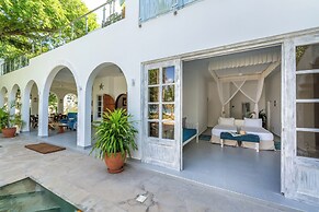 Nomad Beach Resort