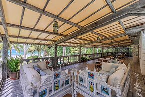 Nomad Beach Resort