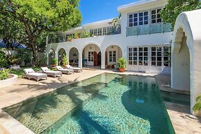 Nomad Beach Resort