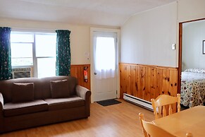 Shining Waters Cottages