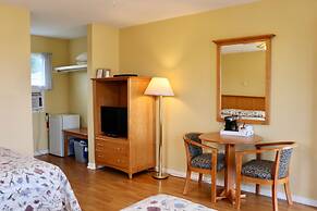 Shining Waters Cottages