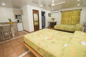 Hotel Verde Mar Direct Beach Access