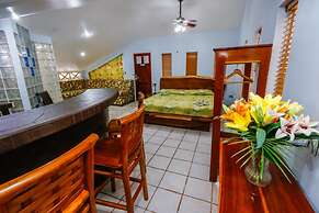 Hotel Verde Mar Direct Beach Access