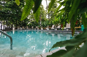 Hotel Verde Mar Direct Beach Access