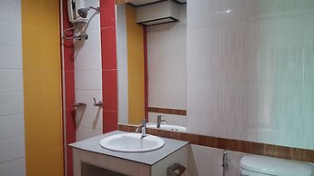 First & Frang Hotel