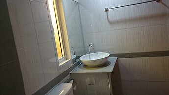 First & Frang Hotel