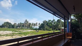 First & Frang Hotel