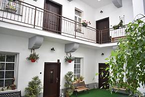 Mila Apartments