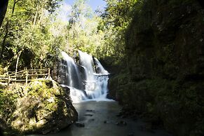 Mocona Virgin Lodge