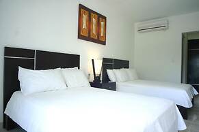 Hotel Holly