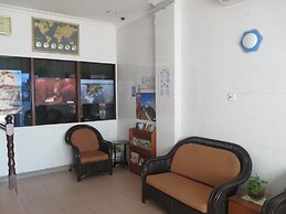 Wah May Hotel