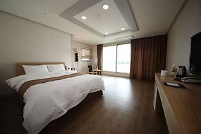 Hotel Aroha