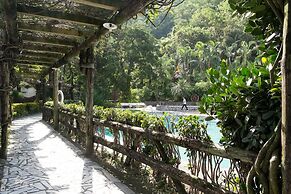 Rainbow Resort