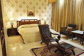 Hotel Indah Palace Solo