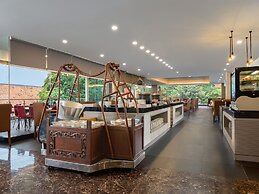 Hotel Santika Premiere Gubeng - Surabaya