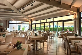 Hotel Acacia Marina