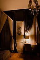 Hotel Miniature