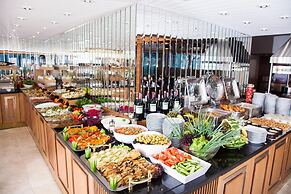 Grand Asiyan Hotel