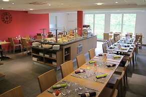 Brit Hotel Reims Croix Blandin