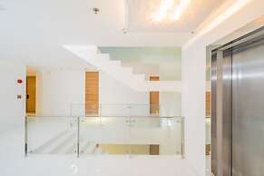 Seven Zea Chic Hotel