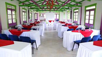 Finca Hotel La Tata