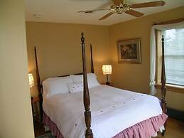 Emilyville Inn