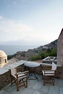 Malvasia Traditional Hotel