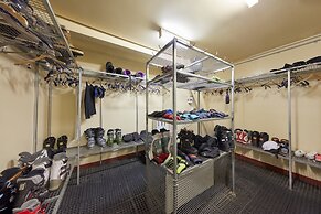Ripparoo Ski Lodge